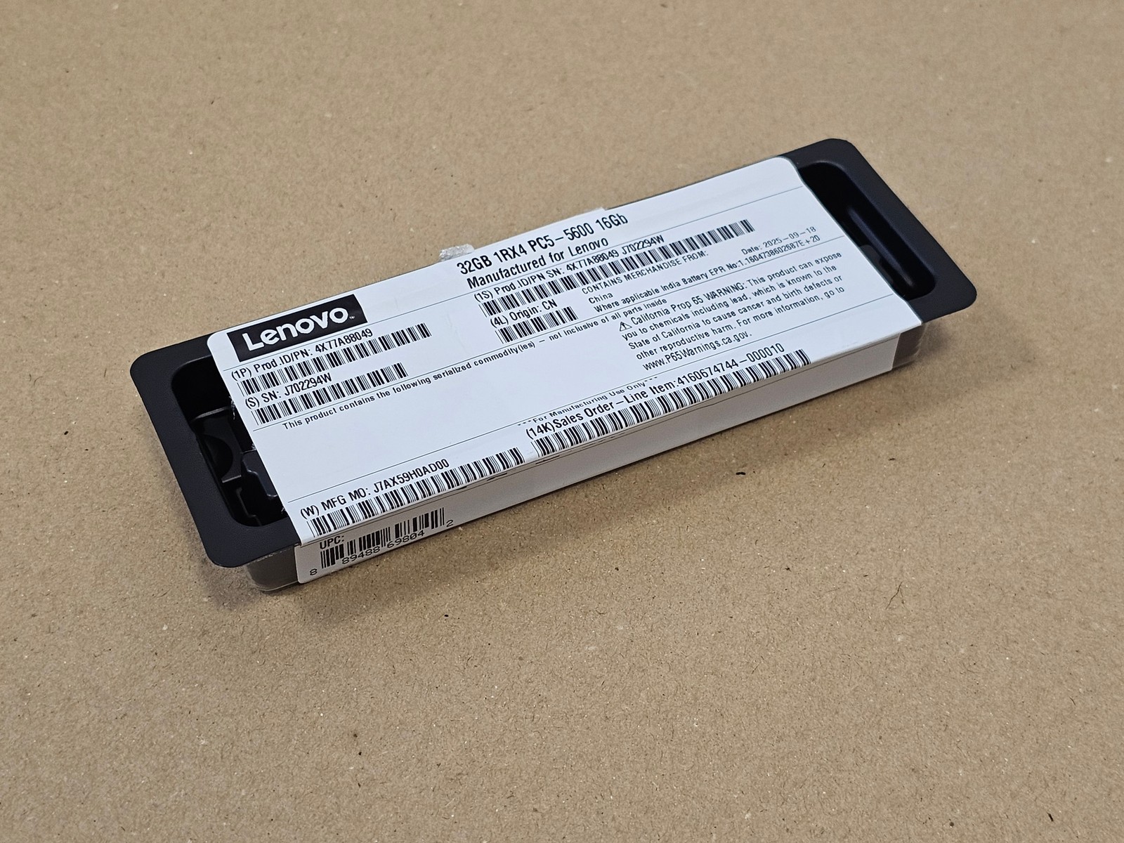NEW 32GB DDR5 5600B 44800R 1Rx4 ECC RDIMM MTC20F1045S1RC56BG1 Lenovo 4X77A88049 5
