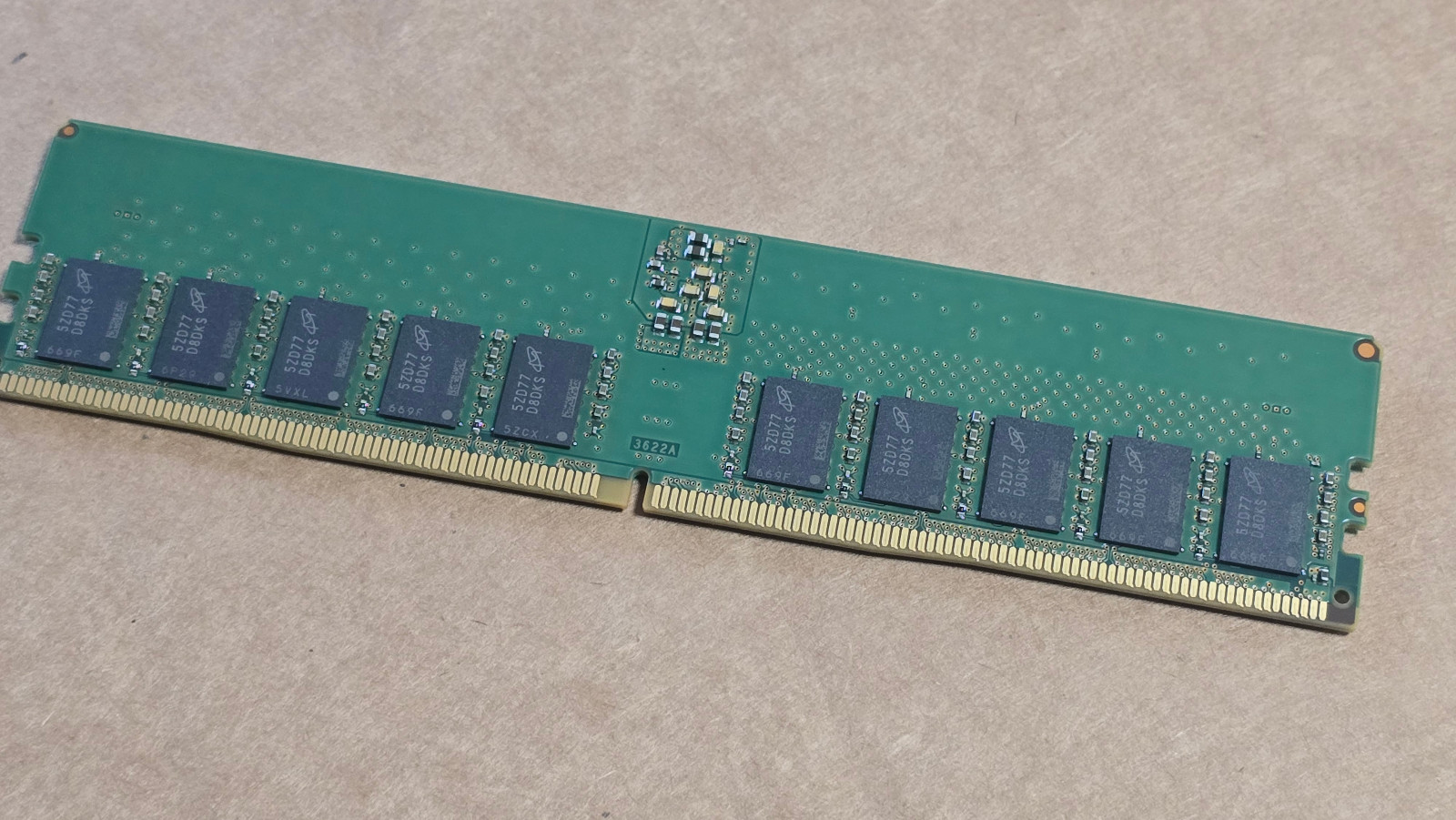 NEW 32GB DDR5 ECC UDIMM 44800E 5600MHz MTC20C2085S1EC56BD1 Dell T3JMN 3YEAR WARR 3