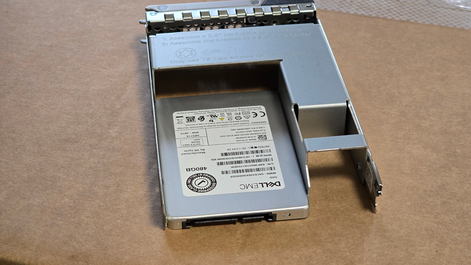 NEW DELL 480GB SATA SFF SK Hynix SE5110 HFS480G3H2X069N 3,5 LFF Hot Swap 03397M 4