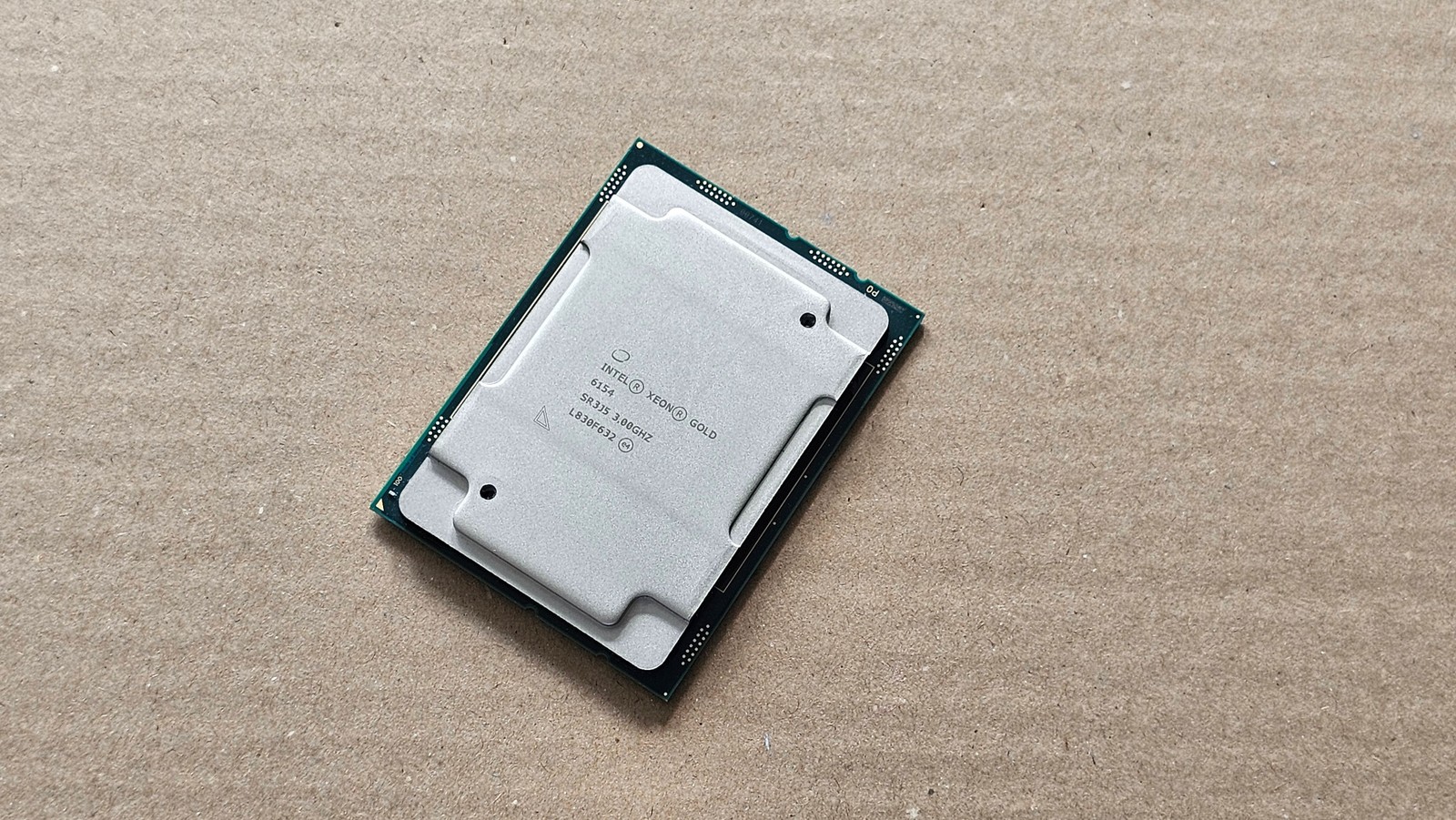 Intel Xeon Gold 6154 18Core 3GHz 24,75MB LGA3647 SR3J5 Processor 1Year Warranty 3