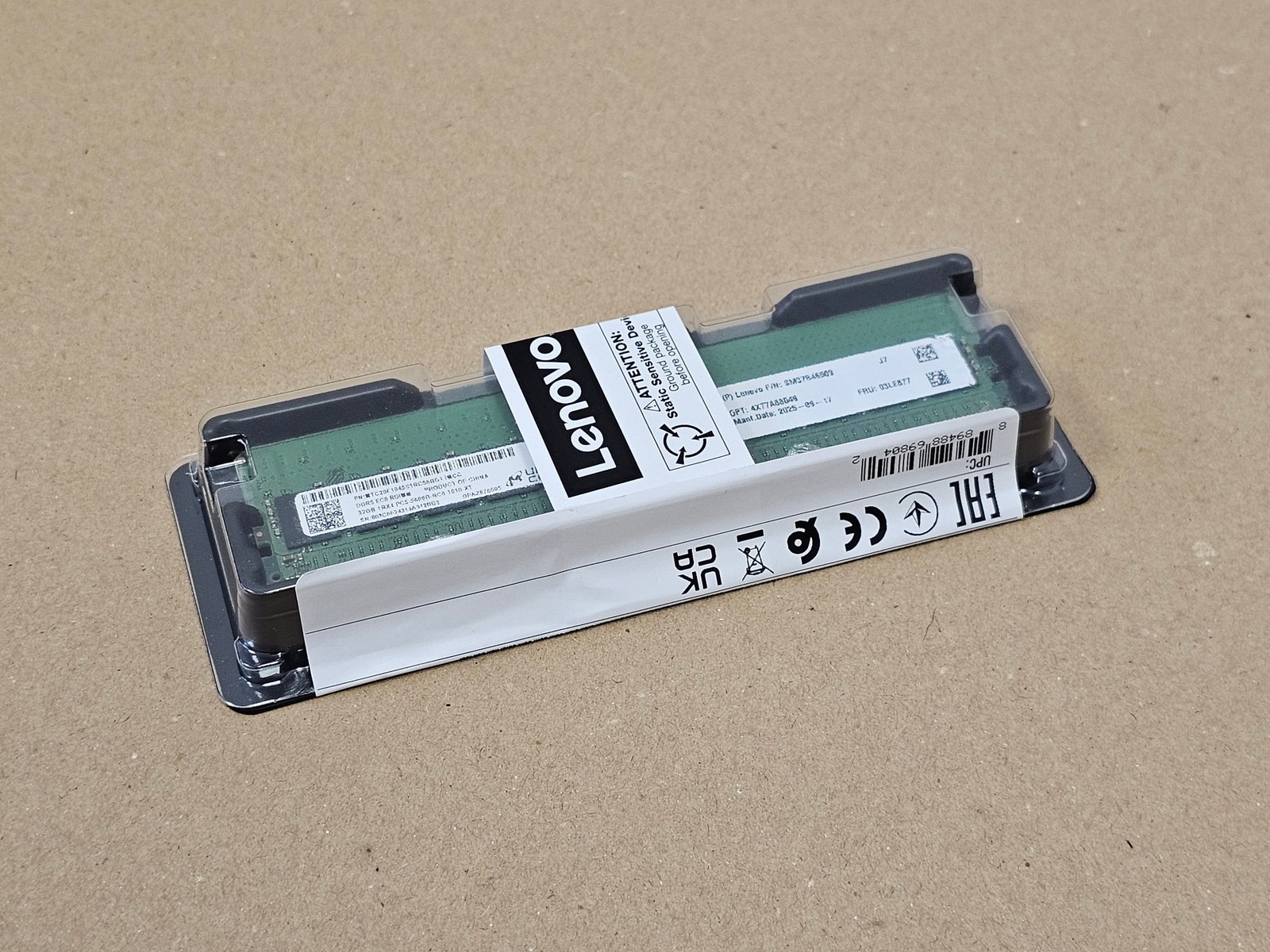 NEW 32GB DDR5 5600B 44800R 1Rx4 ECC RDIMM MTC20F1045S1RC56BG1 Lenovo 4X77A88049 6