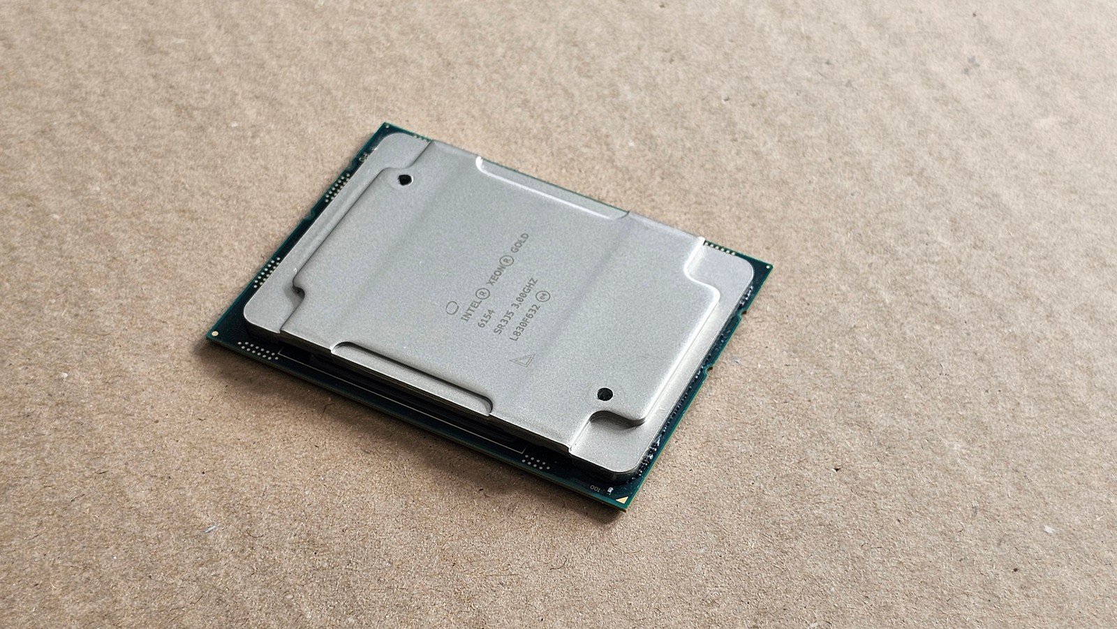 Intel Xeon Gold 6154 18Core 3GHz 24,75MB LGA3647 SR3J5 Processor 1Year Warranty 2