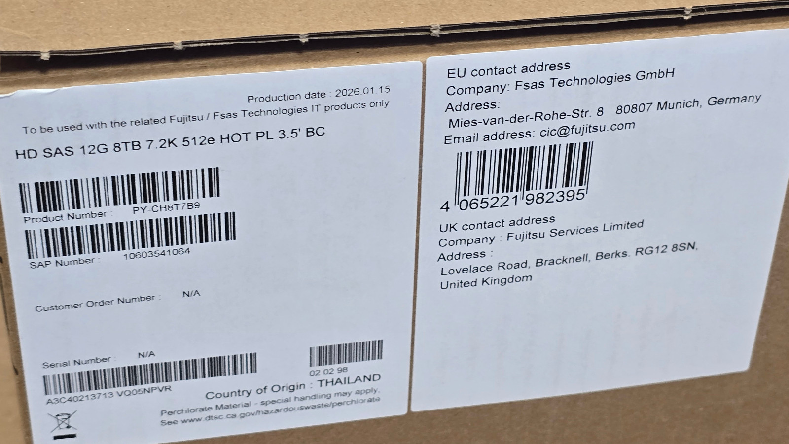 NEW Fsas Fujitsu 8TB 12G SAS LFF Hot Swap HUS728T8TAL5204 PY-CH8T7B9 Enterprise 2