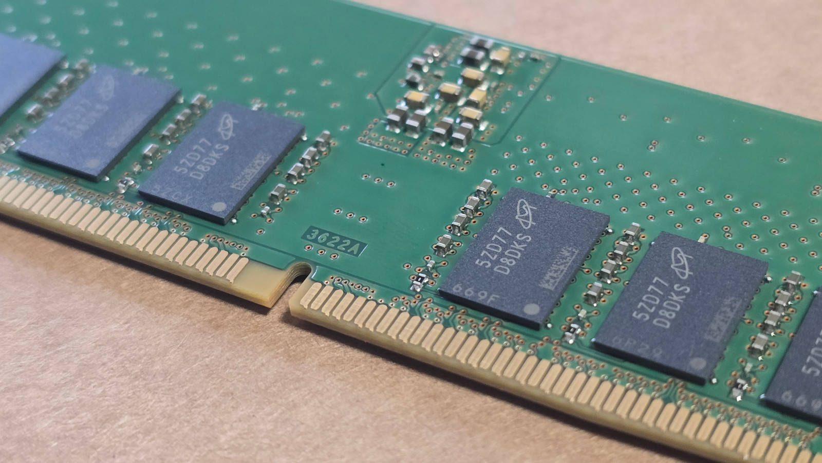 NEW 32GB DDR5 ECC UDIMM 44800E 5600MHz MTC20C2085S1EC56BD1 Dell T3JMN 3YEAR WARR 5