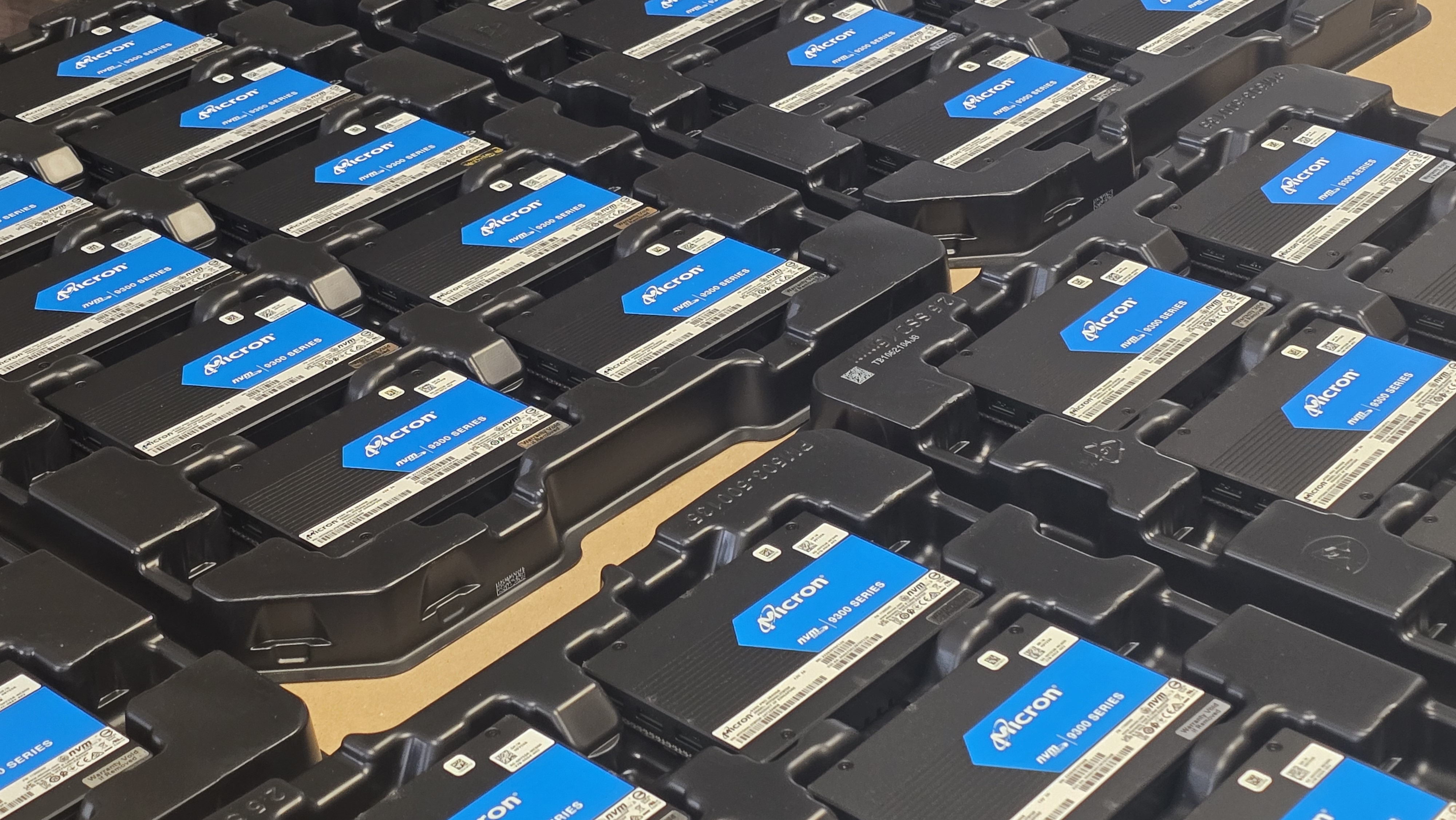 NEW Micron 9300 Pro 3.84TB U.2 NVMe Enterprise SSD MTFDHAL3T8TDP 2Year Warranty 2
