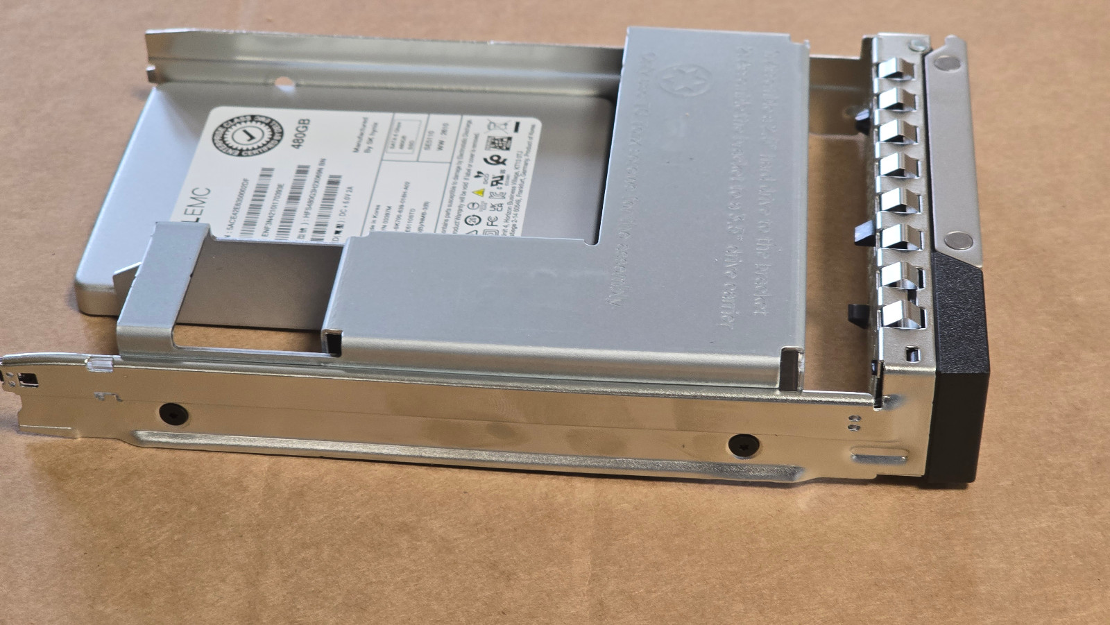 NEW DELL 480GB SATA SFF SK Hynix SE5110 HFS480G3H2X069N 3,5 LFF Hot Swap 03397M 5
