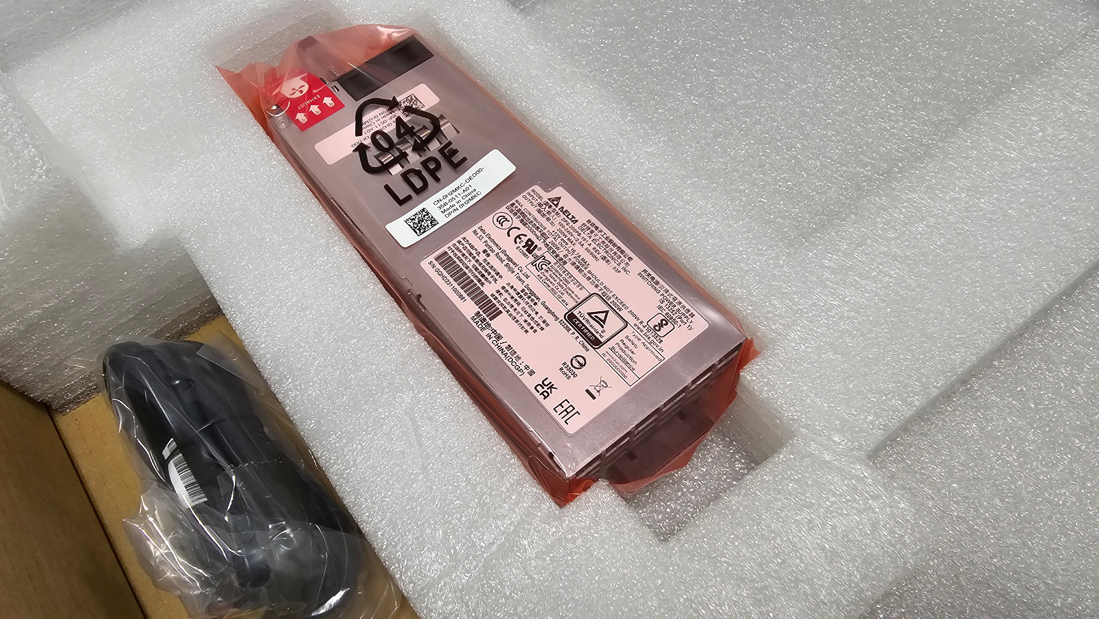 NEW Dell PowerSwitch S3148 48x 1GbE RJ45 2x 10GbE SFP+ Managed Switch 02PRN3 4